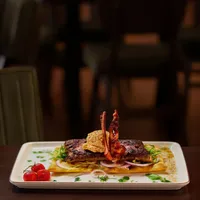 Гурманска Арена плескавица — Arena Restaurant & Playground, Струмица