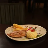 Пилешки стек — Arena Restaurant & Playground, Струмица