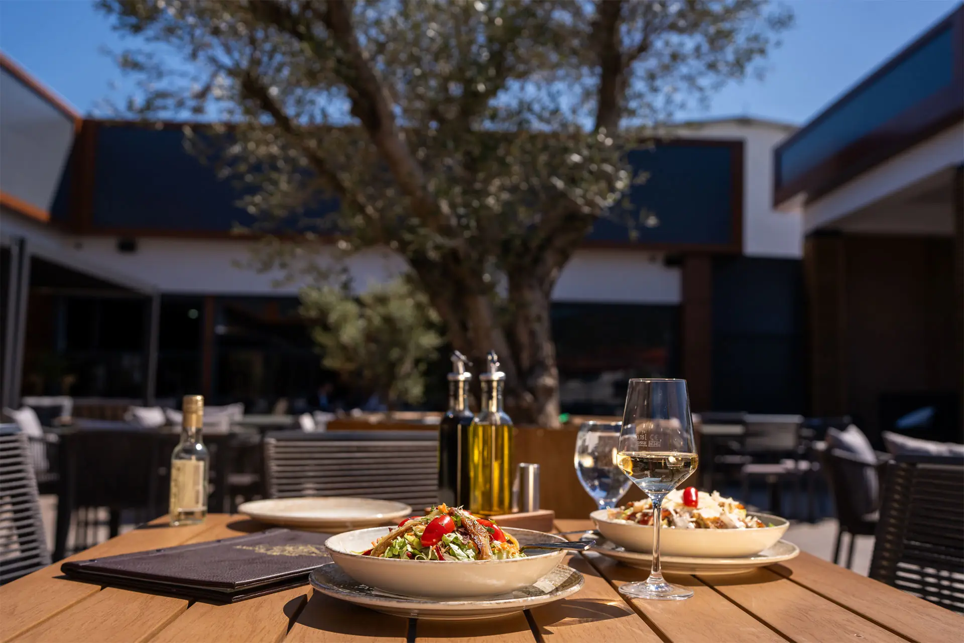 Атмосфера во Arena Restaurant & Playground — фотографија 6